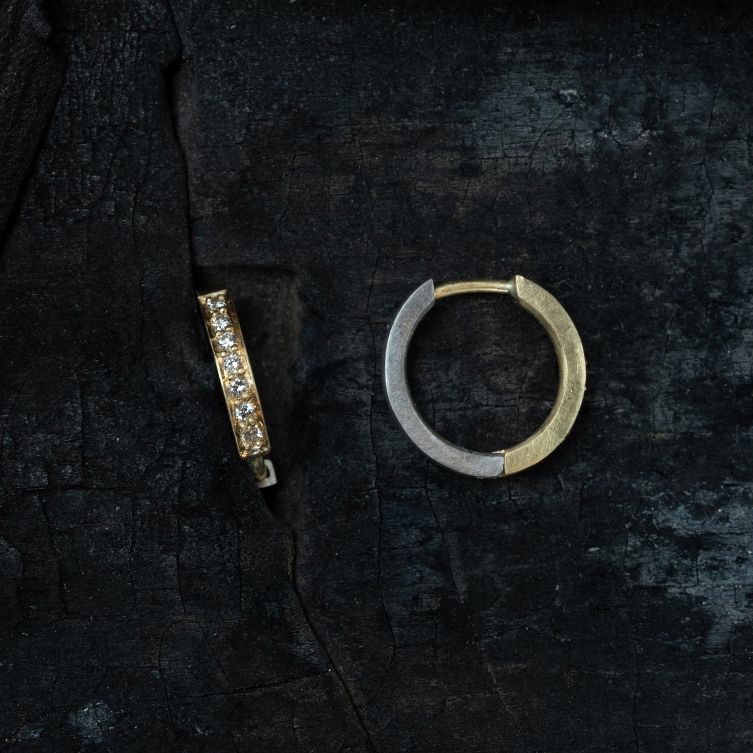 mixed metal huggie hoop Earrings