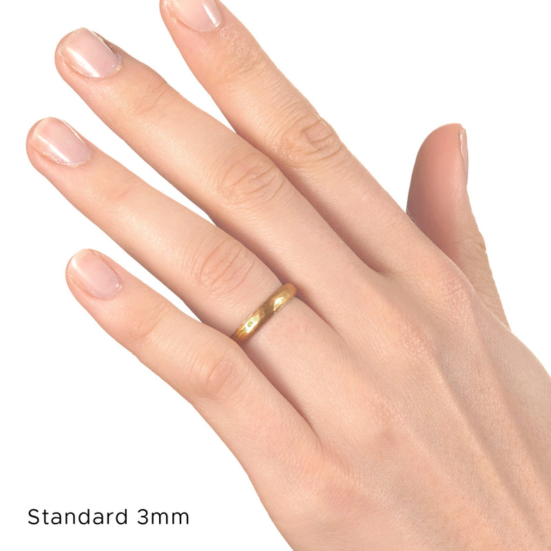 Gold and Platinum Ring with Stone (Japanese)
