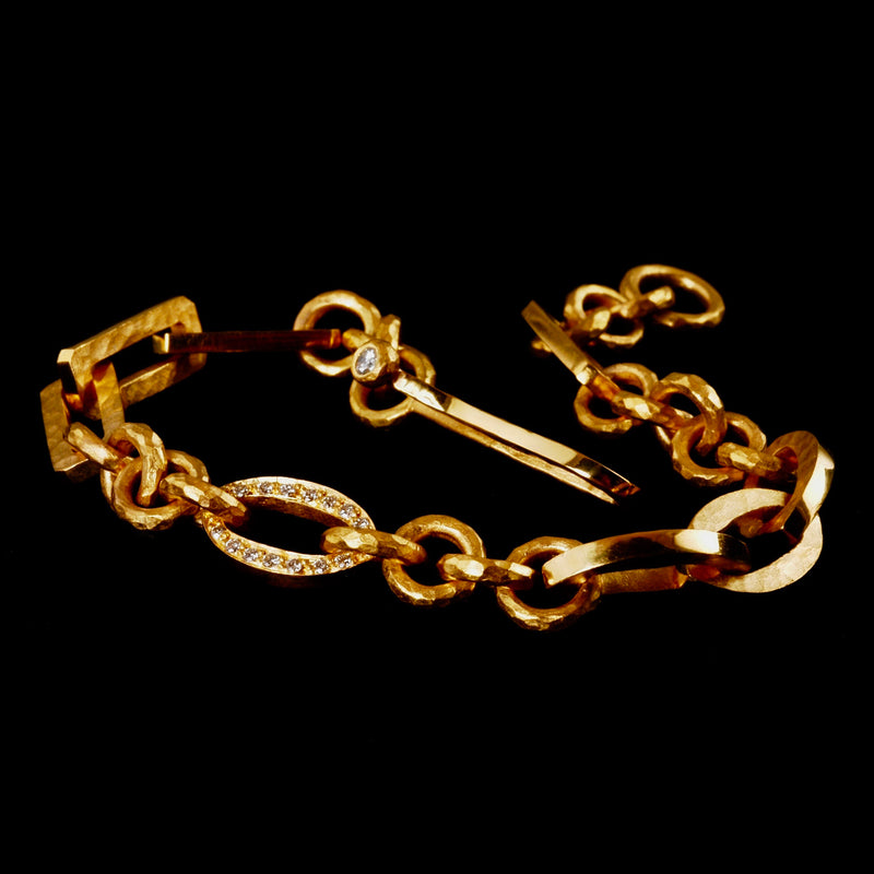 22ct Gold Mixed Link Bracelet