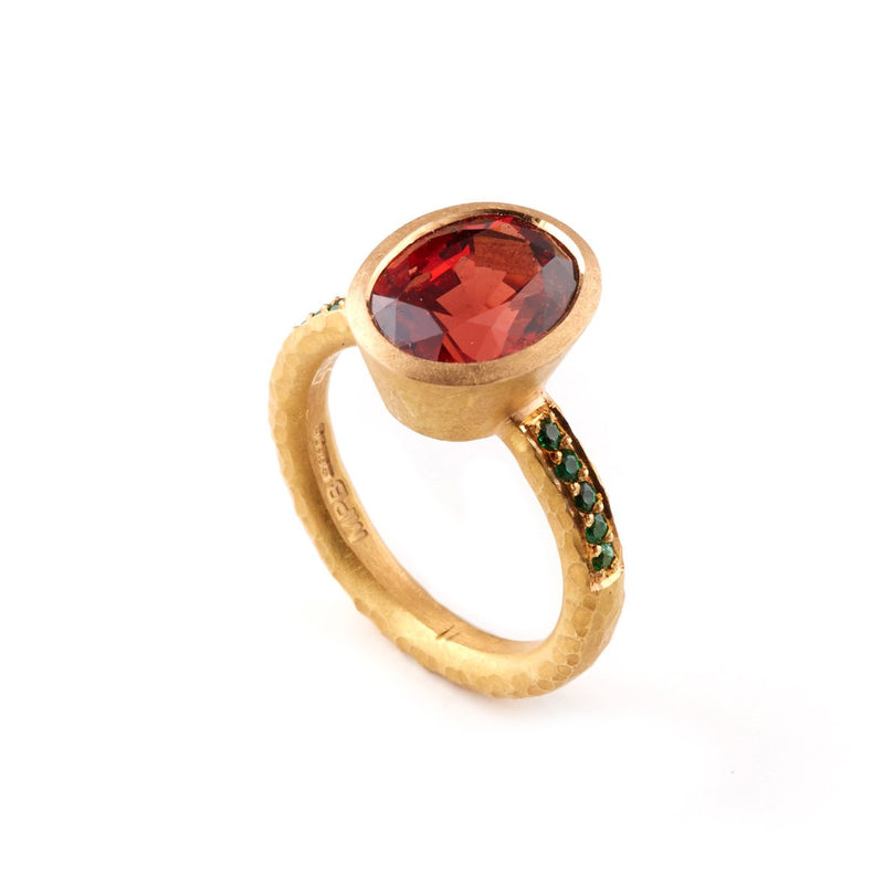22ct Gold Oval Spinel Ring with Shoulder Emeralds