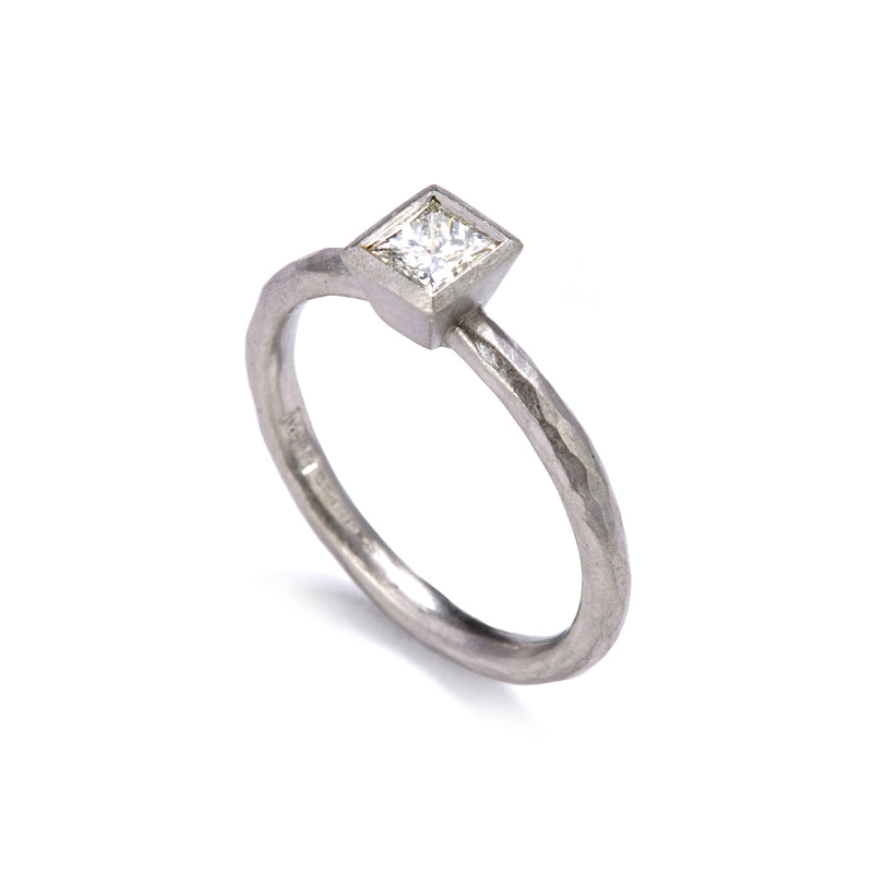 1.50ctw Princess Cut Diamond Ring, Platinum | Costco UK