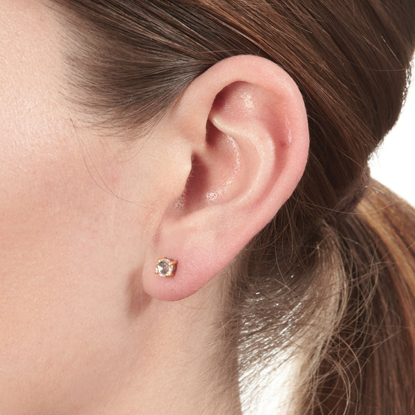 Platinum Stud Gold Claw Set Diamond Earrings